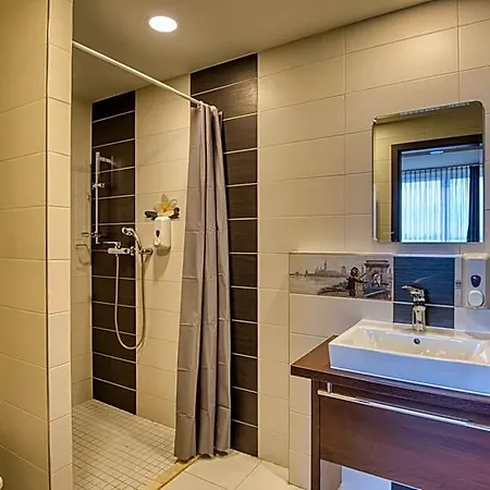 Otel Budget 2*